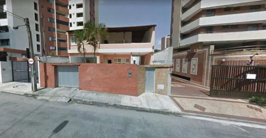 Casa com 4 Quartos à Venda, 400 m² por R$ 1.380.000 Aldeota, Fortaleza - CE
