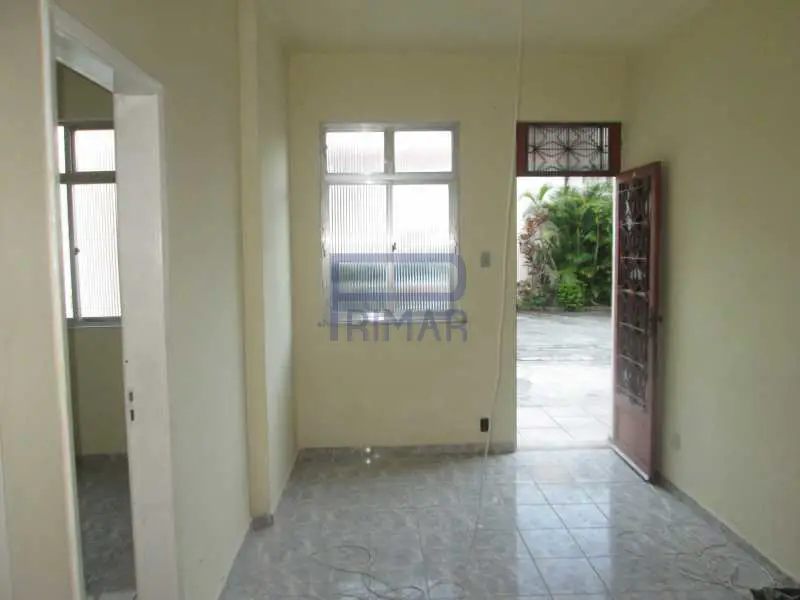 Casa com 2 Quartos para Alugar, 68 m² por R$ 1.200/Mês Avenida Dom Hélder Câmara - Abolição, Rio de Janeiro - RJ