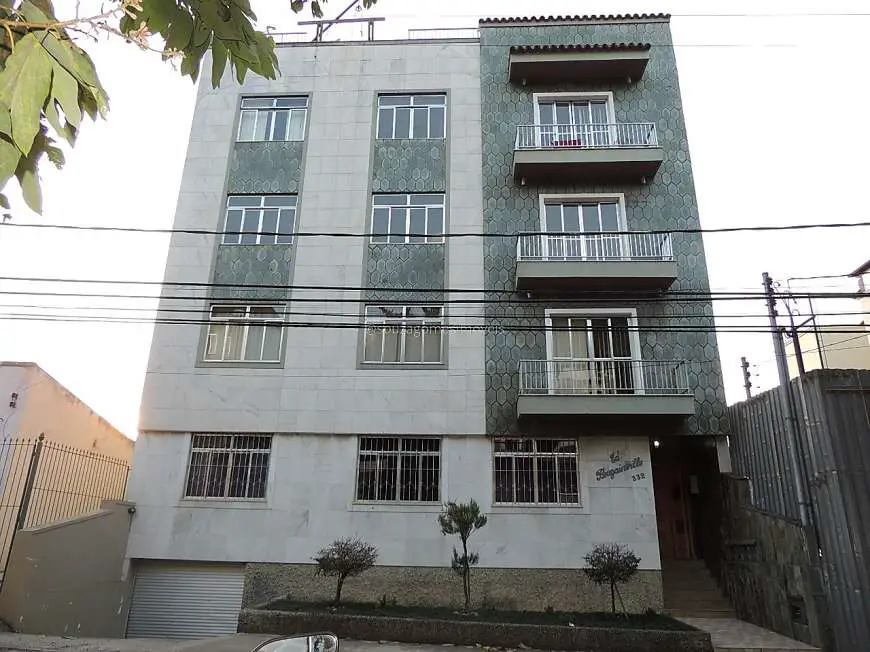 Apartamento com 3 Quartos para Alugar por R$ 1.350/Mês Rua Engenheiro José Carlos de Morais Sarmento - Santa Catarina, Juiz de Fora - MG