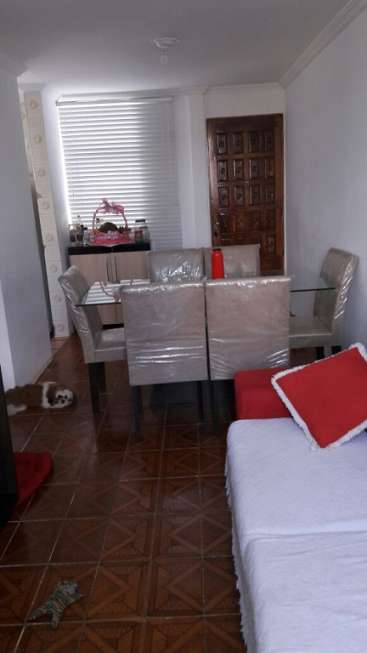 Apartamento com 1 Quarto à Venda por R$ 130.000 Cohab 5, Carapicuíba - SP
