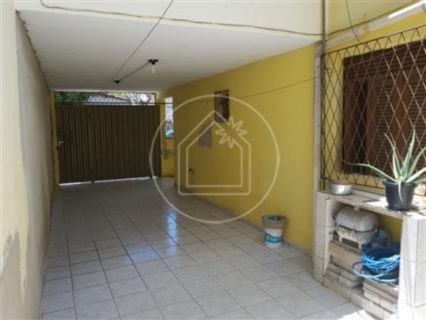 Casa com 4 Quartos à Venda por R$ 220.000 Travessa Jandira, 14 - Nordeste, Natal - RN