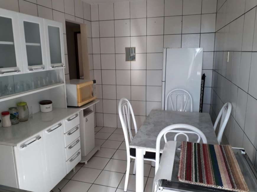 Apartamento com 2 Quartos para Alugar, 60 m² por R$ 700/Mês Alto Branco, Campina Grande - PB