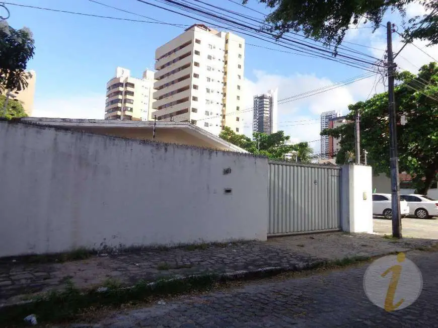 Casa com 3 Quartos para Alugar, 200 m² por R$ 2.500/Mês Avenida Guarabira - Manaíra, João Pessoa - PB