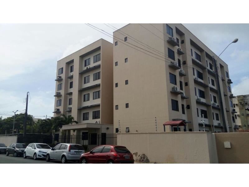 Apartamento com 3 Quartos à Venda, 95 m² por R$ 350.000 Sapiranga, Fortaleza - CE