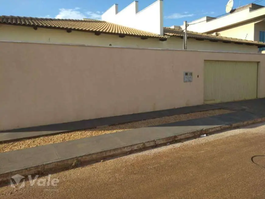 Casa com 2 Quartos à Venda, 78 m² por R$ 235.000 Plano Diretor Norte, Palmas - TO
