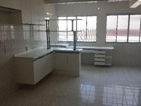 Apartamento com 4 Quartos para Alugar, 147 m² por R$ 1.500/Mês Centro, Sorocaba - SP