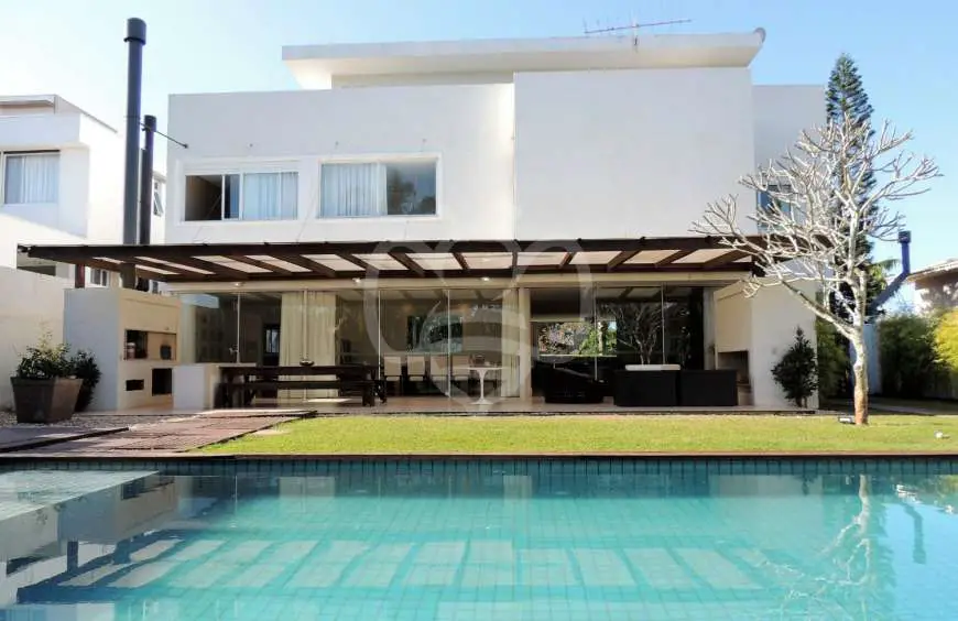 Casa de Condomínio com 6 Quartos à Venda, 550 m² por R$ 3.500.000 Rodovia Doutor Antônio Luiz Moura Gonzaga - Rio Tavares, Florianópolis - SC
