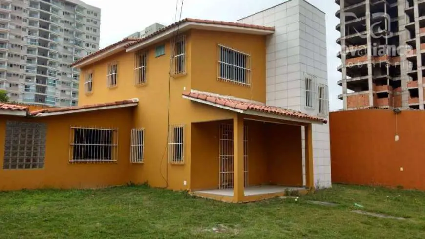 Casa com 3 Quartos para Alugar, 170 m² por R$ 3.700/Mês Rua Mimoso do Sul, 104 - Praia de Itaparica, Vila Velha - ES