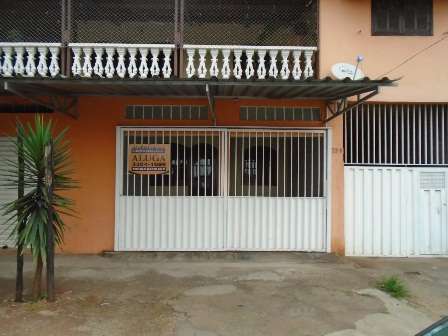 Casa com 3 Quartos para Alugar, 11 m² por R$ 900/Mês Piratininga, Ibirite - MG