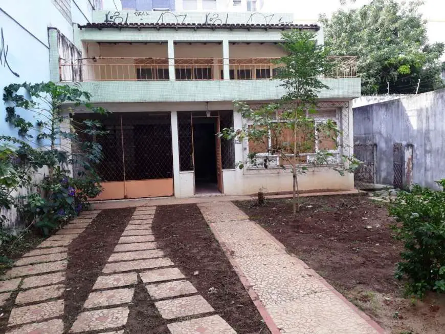 Casa com 2 Quartos para Alugar, 250 m² por R$ 5.000/Mês Praia da Costa, Vila Velha - ES