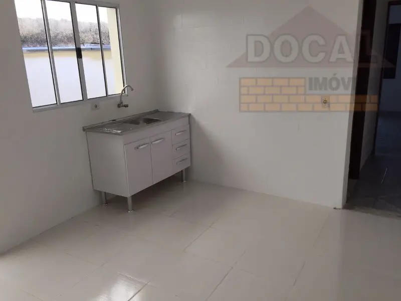 Casa com 2 Quartos para Alugar, 70 m² por R$ 1.500/Mês Cidade Intercap, Taboão da Serra - SP
