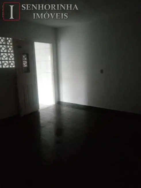 Casa com 1 Quarto para Alugar, 1 m² por R$ 515/Mês Cidade Kemel, Ferraz de Vasconcelos - SP