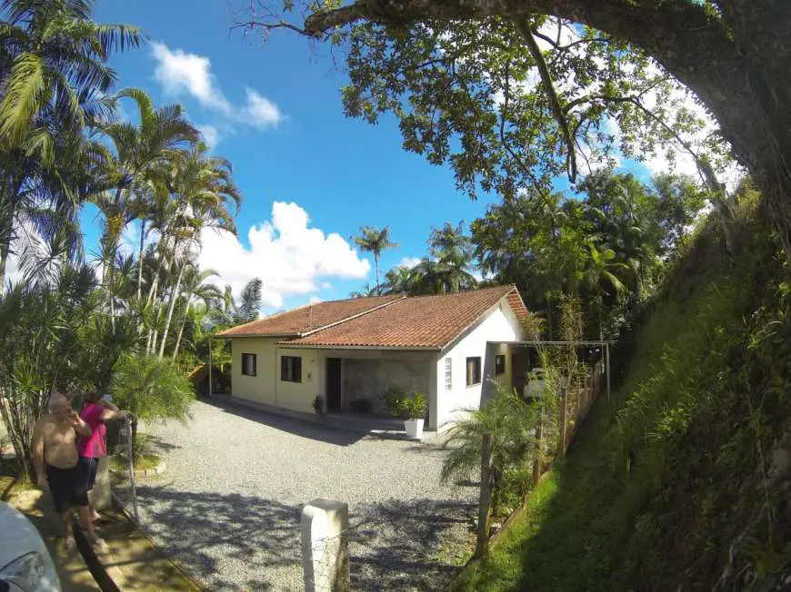Casa com 3 Quartos à Venda por R$ 450.000 Vila Lenzi, Jaraguá do Sul - SC