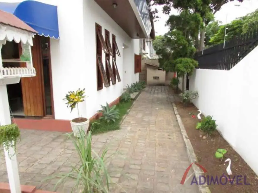 Casa com 4 Quartos à Venda, 345 m² por R$ 1.300.000 Jardim da Penha, Vitória - ES