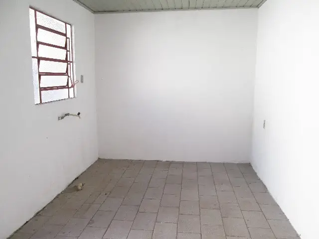 Casa com 2 Quartos para Alugar, 50 m² por R$ 700/Mês Guarani, Novo Hamburgo - RS
