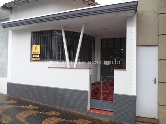 Casa com 2 Quartos para Alugar, 9999999 m² por R$ 990/Mês Centro, Limeira - SP