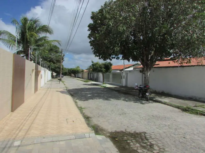Casa com 2 Quartos para Alugar por R$ 900/Mês Aeroporto, Aracaju - SE
