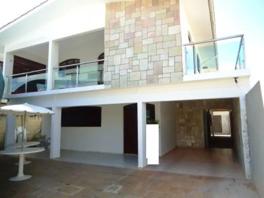 Casa com 3 Quartos à Venda, 280 m² por R$ 700.000 Bessa, João Pessoa - PB