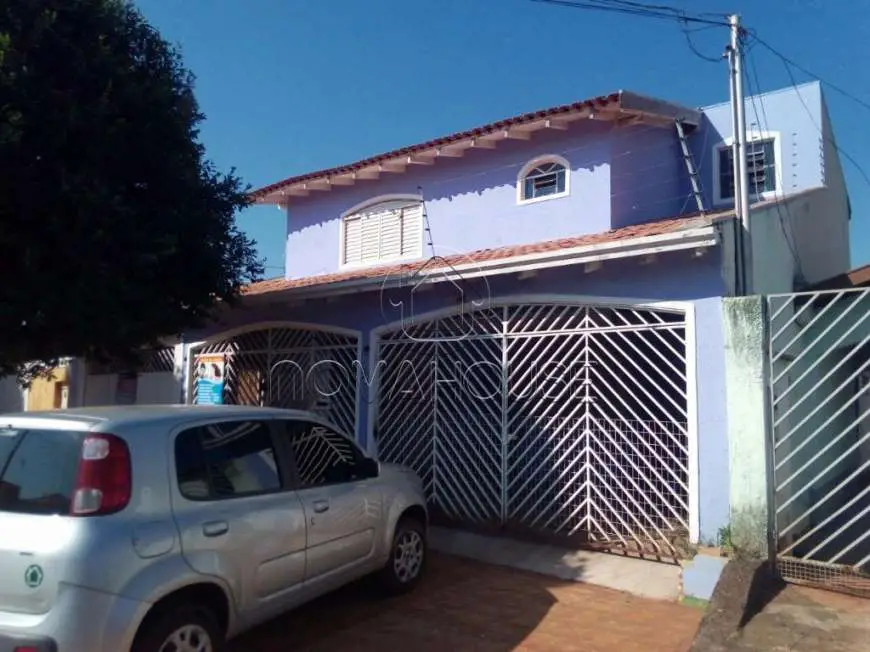 Sobrado com 4 Quartos à Venda, 500 m² por R$ 750.000 Santo Antônio, Campo Grande - MS
