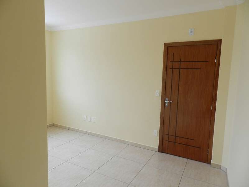 Apartamento com 3 Quartos para Alugar, 64 m² por R$ 1.200/Mês Rua Humaitá, 167 - Darcy Vargas, Contagem - MG