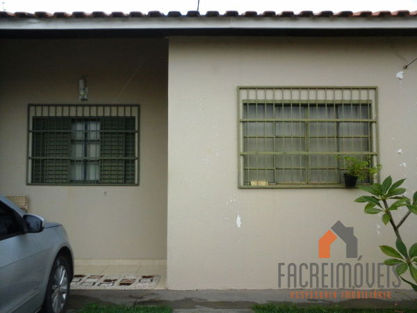 Casa com 2 Quartos à Venda, 52 m² por R$ 195.000 Travessa Afonso Pena - Despraiado, Cuiabá - MT