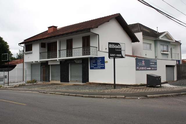 Casa com 3 Quartos para Alugar, 210 m² por R$ 2.250/Mês Rua Marcos Mocellin, 398 - Santa Felicidade, Curitiba - PR