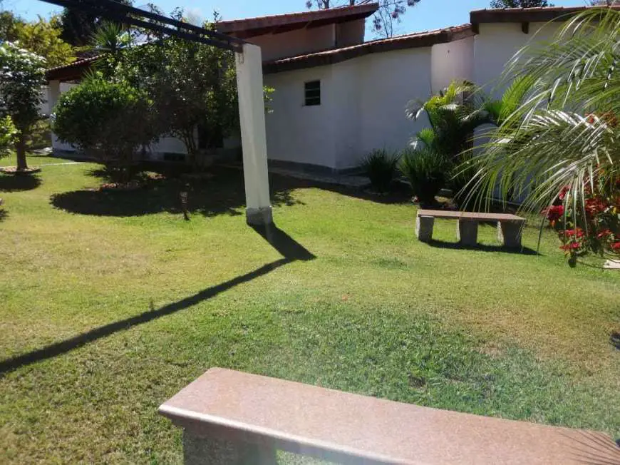 Chácara com 5 Quartos para Alugar, 300 m² por R$ 500/Dia Jardim Santa Herminia, São José dos Campos - SP