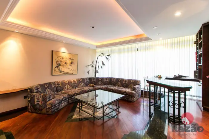 Casa para Alugar, 492 m² por R$ 6.500/Mês Bigorrilho, Curitiba - PR