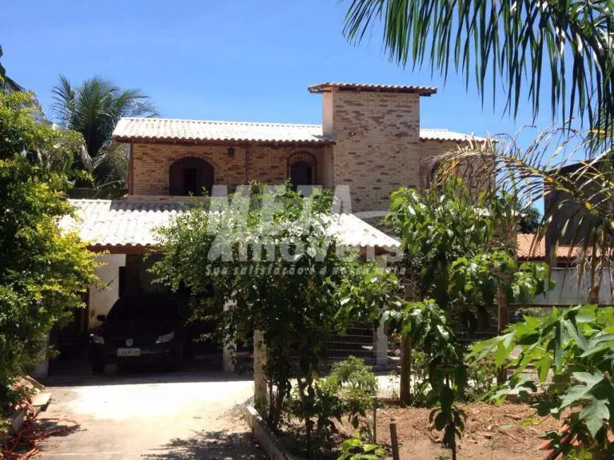 Casa com 3 Quartos à Venda, 115 m² por R$ 300.000 Goytacazes, Campos dos Goytacazes - RJ
