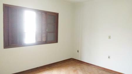Casa com 2 Quartos para Alugar por R$ 1.300/Mês Vila Helena, Santo André - SP