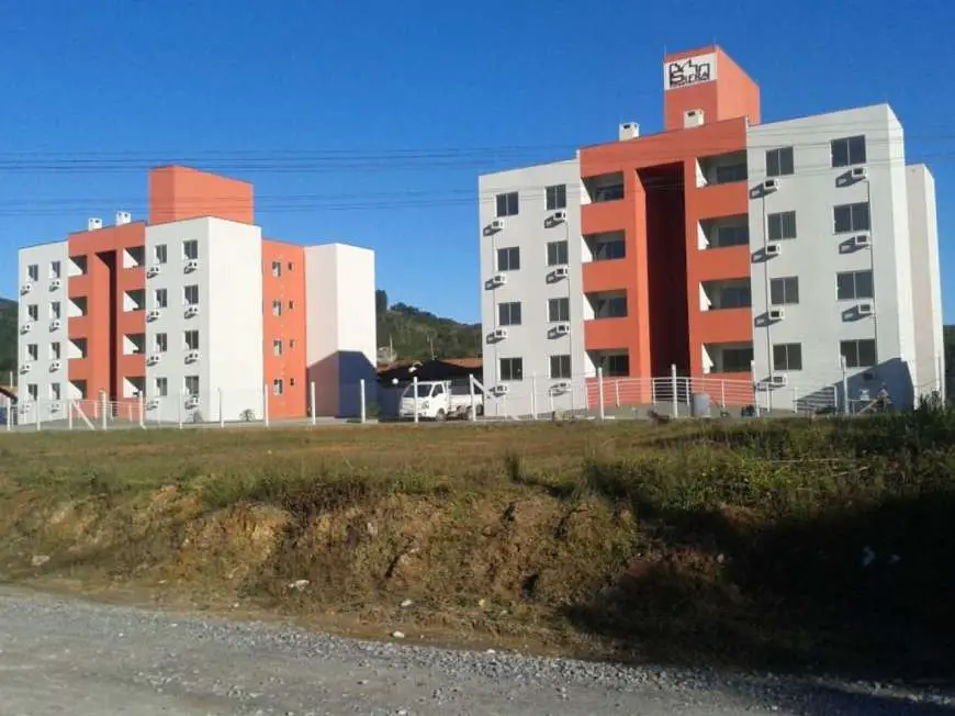 Apartamento com 2 Quartos para Alugar, 65 m² por R$ 580/Mês Limeira, Brusque - SC