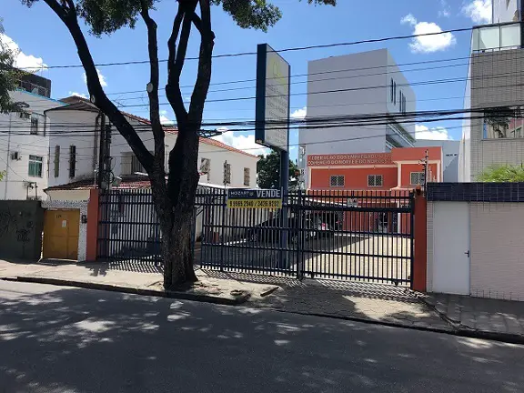 Casa com 10 Quartos à Venda, 350 m² por R$ 3.000.000 Avenida Mário Melo - Santo Amaro, Recife - PE