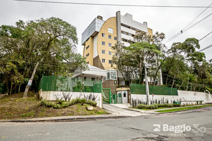 Apartamento com 3 Quartos para Alugar, 88 m² por R$ 1.500/Mês Rua Olympio Trombini - Cascatinha, Curitiba - PR
