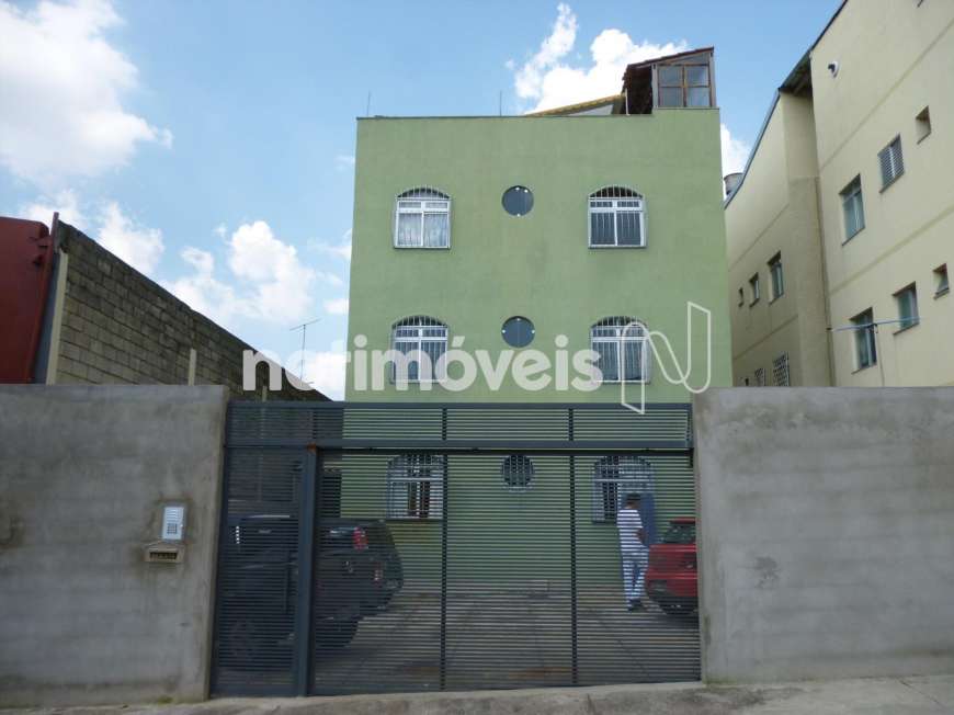 Apartamento com 3 Quartos para Alugar, 64 m² por R$ 700/Mês Rua Roque da Silva, 52 - Novo Eldorado, Contagem - MG