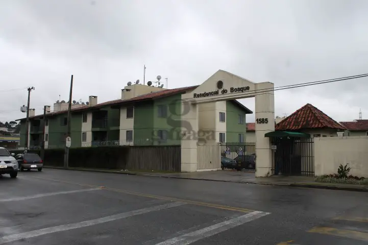 Apartamento com 2 Quartos para Alugar, 49 m² por R$ 500/Mês Rua Izaac Ferreira da Cruz, 1585 - Pinheirinho, Curitiba - PR