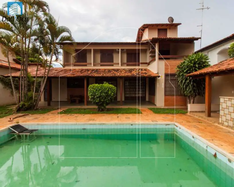 Casa com 4 Quartos para Alugar, 450 m² por R$ 6.500/Mês Lago Norte, Brasília - DF
