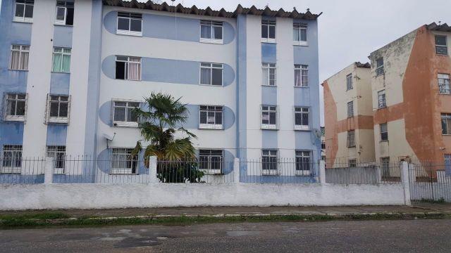 Apartamento com 2 Quartos para Alugar, 58 m² por R$ 600/Mês São Conrado, Aracaju - SE
