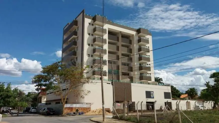 Flat com 1 Quarto à Venda, 77 m² por R$ 230.000 Jardim São Luiz, Montes Claros - MG