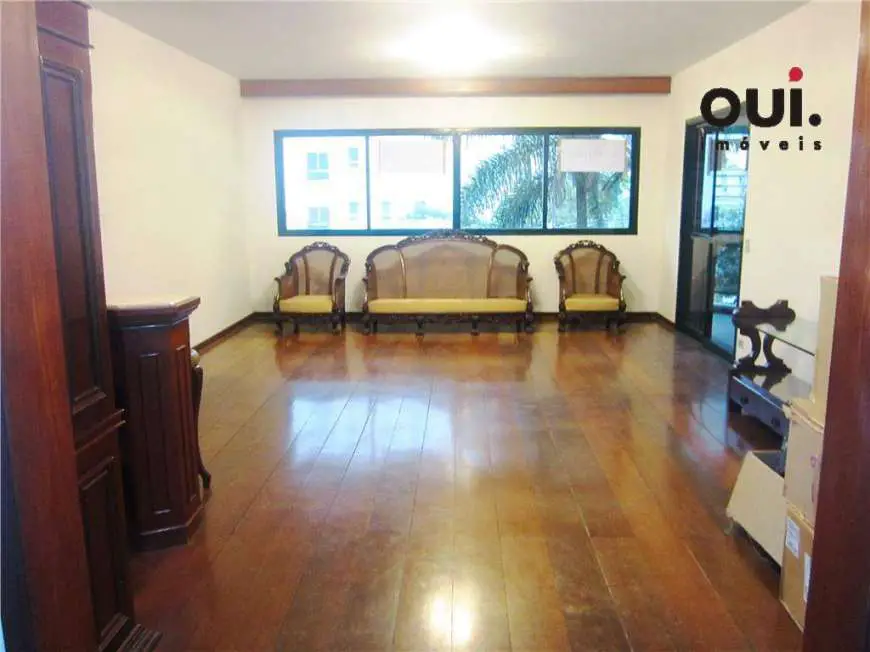Apartamento com 4 Quartos à Venda, 250 m² por R$ 1.900.000 Moema, São Paulo - SP