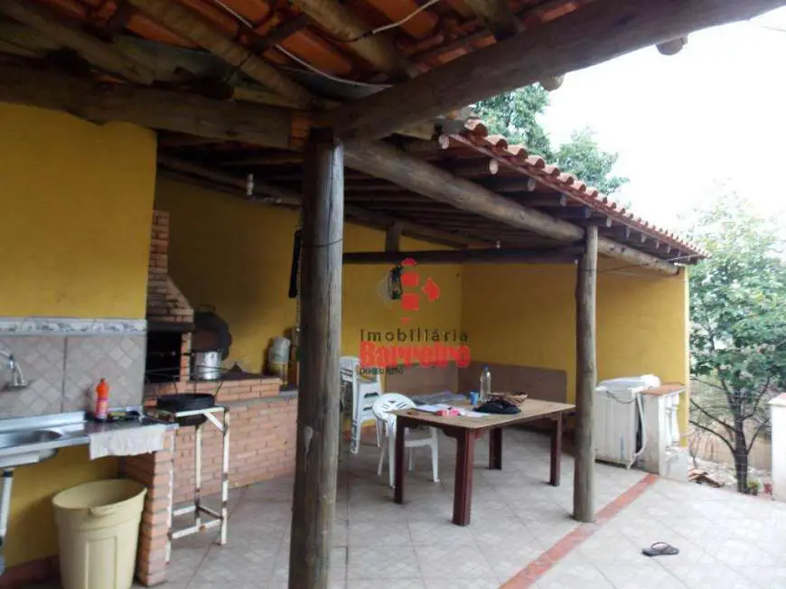 Casa com 3 Quartos à Venda, 240 m² por R$ 380.000 Marilândia, Ibirite - MG