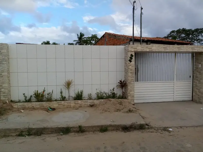 Casa com 3 Quartos para Alugar, 200 m² por R$ 1.100/Mês Avenida Hpito Silva, 395 - Jabotiana, Aracaju - SE
