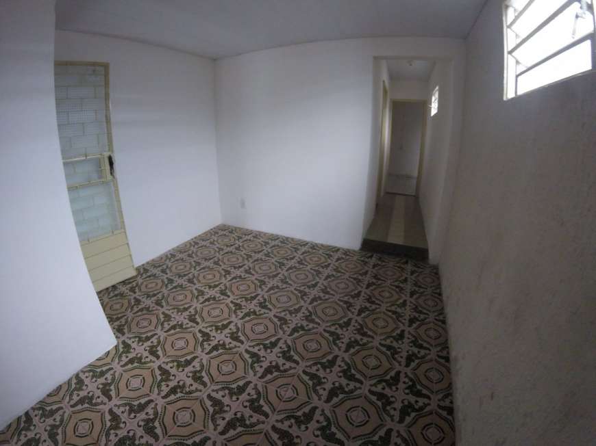 Casa com 2 Quartos para Alugar, 40 m² por R$ 550/Mês Rua Doutor José Bezerra de Menezes, 236 - Poço, Maceió - AL