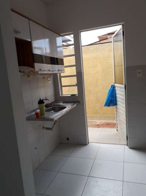 Casa de Condomínio com 2 Quartos para Alugar por R$ 900/Mês Sao Joao, Feira de Santana - BA