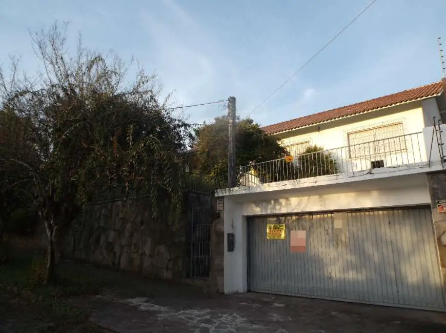 Apartamento com 3 Quartos para Alugar, 200 m² por R$ 2.500/Mês São José, São Leopoldo - RS