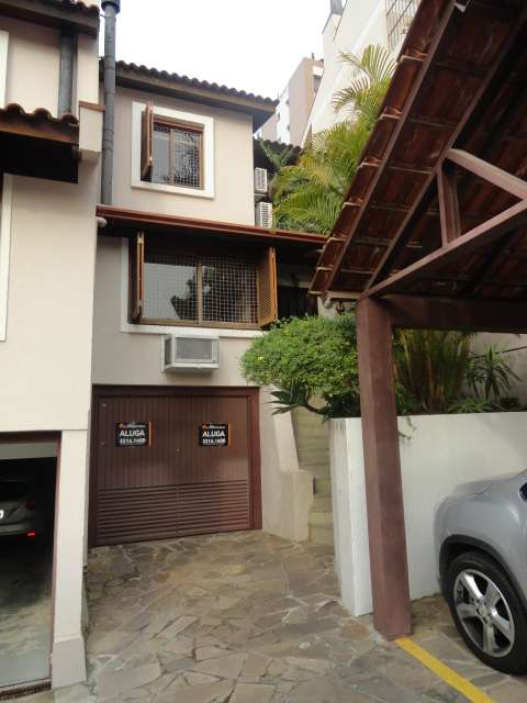 Casa de Condomínio com 3 Quartos para Alugar, 218 m² por R$ 5.800/Mês Rua Desembargador José Bernardo de Medeiros Júnior - Boa Vista, Porto Alegre - RS