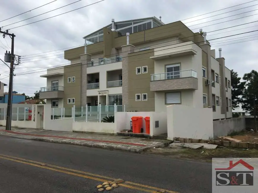 Cobertura com 3 Quartos à Venda, 110 m² por R$ 320.000 Rodovia Armando Calil Bulos, 5247 - Ingleses do Rio Vermelho, Florianópolis - SC