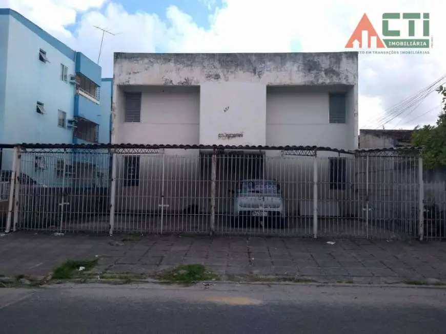 Apartamento com 3 Quartos para Alugar, 75 m² por R$ 1.000/Mês Rua Dez de Novembro, 431 - Cordeiro, Recife - PE