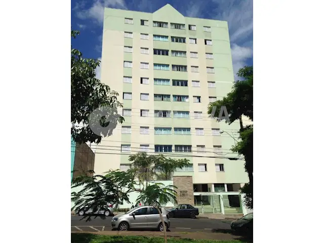 Apartamento com 4 Quartos para Alugar, 104 m² por R$ 1.500/Mês Santa Maria, Uberlândia - MG