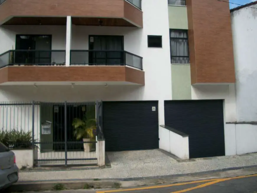 Cobertura com 3 Quartos para Alugar, 117 m² por R$ 1.200/Mês Rua Capitão Arnaldo de Carvalho, 415 - Jardim Glória, Juiz de Fora - MG