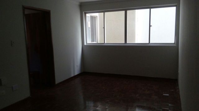 Apartamento com 3 Quartos à Venda, 98 m² por R$ 240.000 Avenida Humaitá - Zona 04, Maringá - PR
